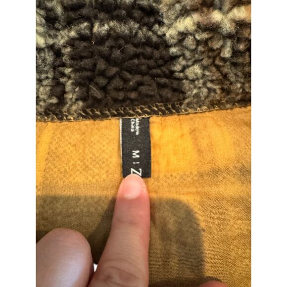 ZAFUL Plaid Teddy Zip Jacket Sherpa Fleece Brown Beige Crop Coat SZ 6 Medium - Picture 8 of 10